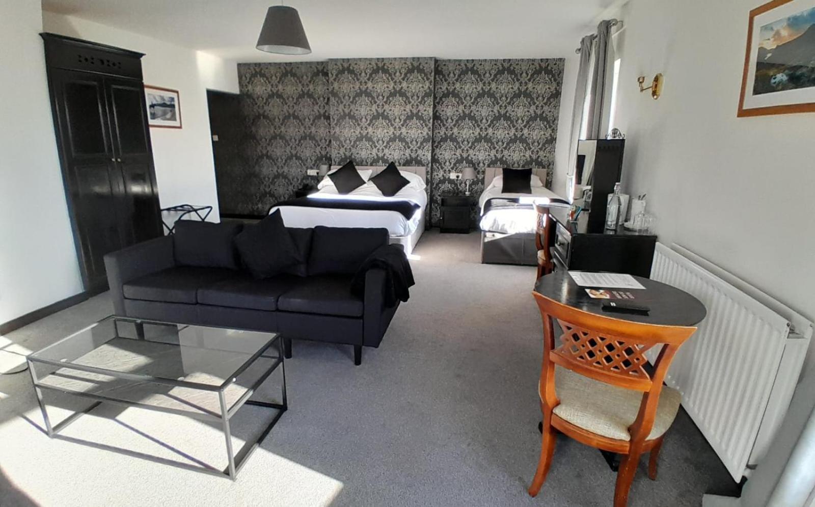 뉴캐슬 The Donard B&B 외부 사진